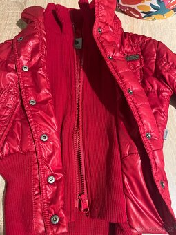 Bunda červená vel. 128, velmi módní - 9