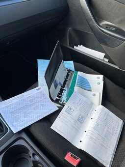 VW PASSAT B6, 1.6FSI, Sedan, PDC, Manuál - 9