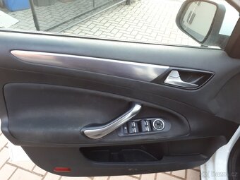 FORD MONDEO TITANIUM  2.0 TDCI  103 KW - 9