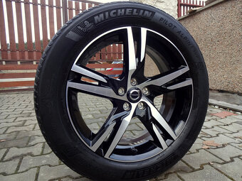 ZÁNOVNÍ ZIMNÍ ORIGINÁL VOLVO 19" 235/55R19 Michelin - 9