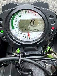 Kawasaki zx10r - 9