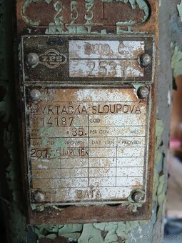 Stojanová sloupová vrtačka Baťa - 9