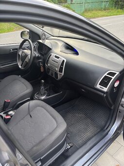 hyundai i20 - 9