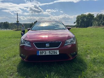 Seat Leon III 1.6 TDI DSG 81kW NAVI 2015 - 9