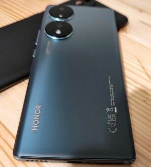 Honor 70 5G-6,7"OLED 120Hz,8x2,5Ghz,8/256GB54+50+2Mpx - 9