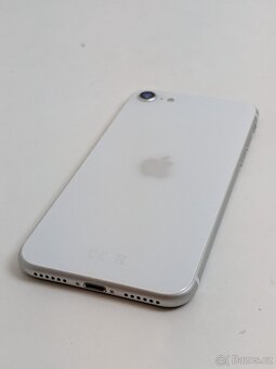 iPhone SE 2020 64gb. Top stav. Baterie 97%. Záruka 6 měsíců. - 9