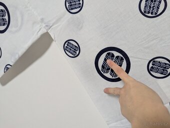 Bavlněná pánská yukata - bílá s mony (2) - 9