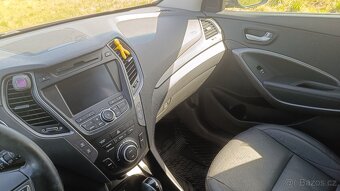 Hyundai SantaFe - 9