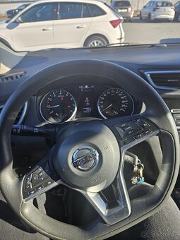 Nissan Qashqai - 9