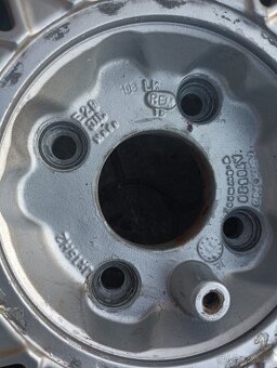 Remotec 4x108 ford retro pavučiny - 9