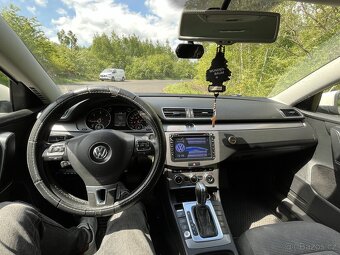 VW Passat B7 2.0 TDi R-LINE, DSG, F1 - 9
