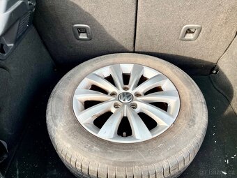 VW New Beatle 1.2 77kW, uj 108tis, 2016, 2.maj. AC - 9
