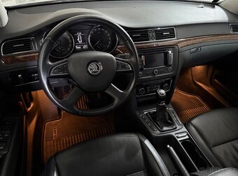 Škoda Superb Combi Facelift Elegance 4x4 2.0TDi CR CH-ToP - 9