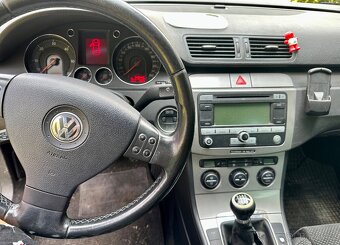 Volkswagen Passat, 2.0 TDI - Servisováno - 9