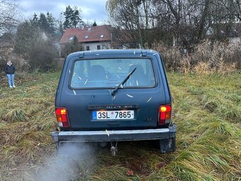 lada niva - 9