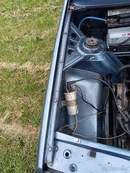 Favorit  r.v.1990 karbec pekny stav HP sporting - 9