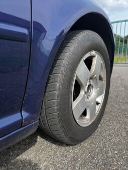 VW GOLF IV 1.6 74kw - 9