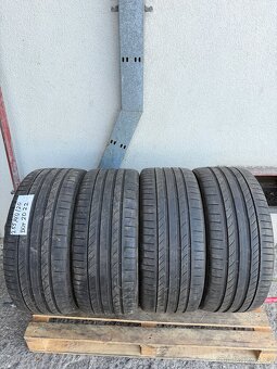 Prodám 255/40/20 letni - 9