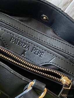 Kabelka Patrizia Pepe - 9