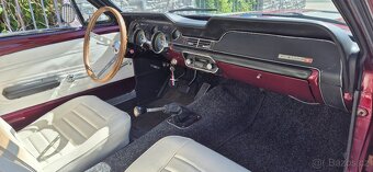 Ford Mustang 1967 V8 Manual - 9