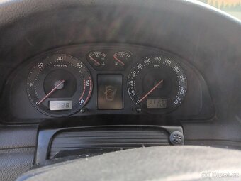 Škoda superb 2.5 tdi - 9