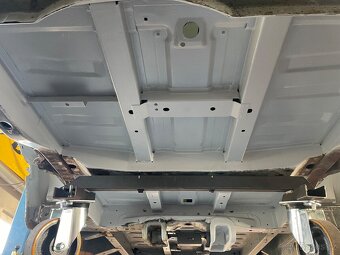 Vyvařená karoserie s doklady Mercedes Vito w639 - 9