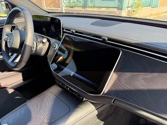 NEW E 220d combi 4-MATIC ,AMG PAKET,2025,20.000km,ZARUKA - 9