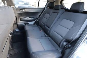 2020 Kia Sportage LX - 9