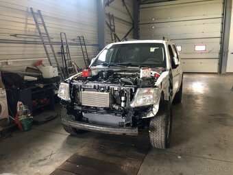 Nissan navara - 9