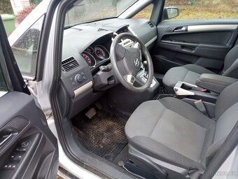 Opel Zafira 2,2i - 9
