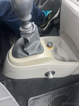 Renault Twingo 1.2, 43kw (59k), rok 2008 - 9