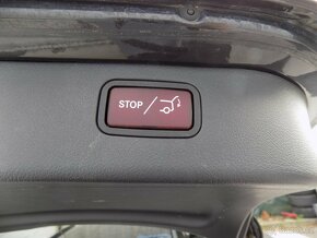 Mercedes-Benz Třídy C 220d/4-Matic/Full-LED/DPH/ - 9