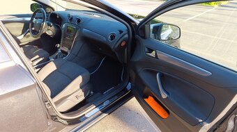 Ford Mondeo MK4 2.2 Tdci 147kw - 9