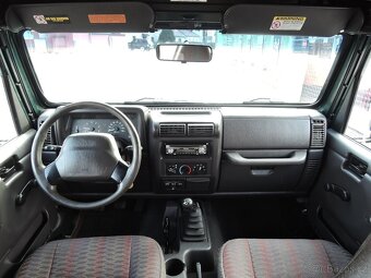 Jeep Wrangler 2,5i Sport 4x4 SoftTop 2000 - 9