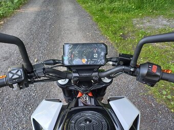 KTM 390 Duke - 9