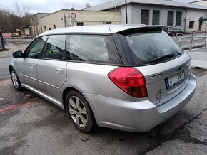 subaru legacy - 9