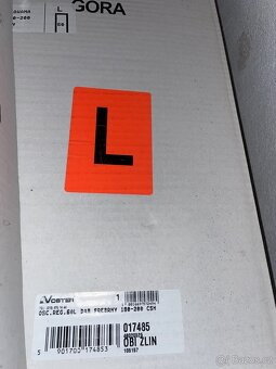 Dveře interiérové + zárubně 60L - 9