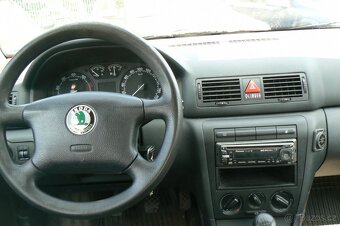Škoda Octavia 1.6 -2001 -ČR - 9