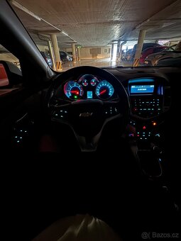 Chevrolet Cruze - 9