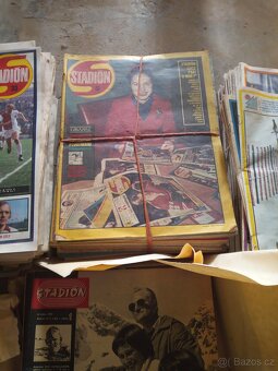 Historické noviny, casopisy - 9