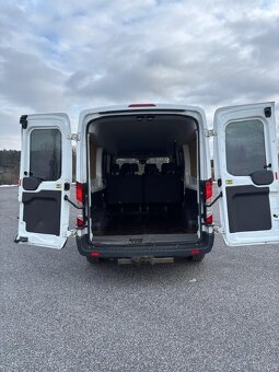 Ford Transit 7 míst - 9
