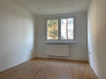 Prodej bytu 4+1+2L v OV v České lípě na Ladech - 9