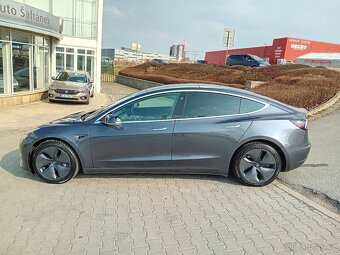 TESLA MODEL 3 /AUTOPILOT/LONG RANGE/TOVÁRNÍ ZÁRUKA/DPH/ - 9