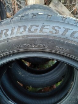 Prodám pneu zimní bridgestone blizzak 225/55R17 RSC - 9