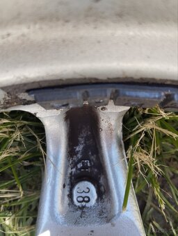 Litá kola s pneumatikami 205/50 R15 - 9