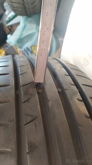 Letni pneu Dunlop 215/55/16 - 9