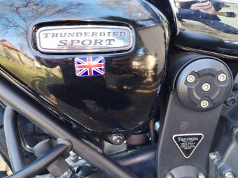 Triumph Thunderbird 900 Sport - 9
