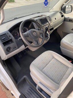 VW Transporter T5 2.0 TDI 103 kW WEBASTO Servisováno - 9