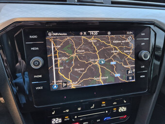 Volkswagen Passat R-LINE 2.0 TDI 110 kW DSG TZ - 9