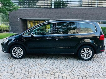 Volkswagen Sharan 2.0TDI 7MÍST 1.MAJITEL VÝHŘEV SERVISKA - 9